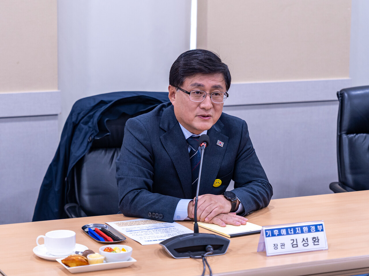 김성환 기후에너지환경부 장관이 태양광 현안에 대해 의견을 밝히고 있다. [사진=김진후 기자]